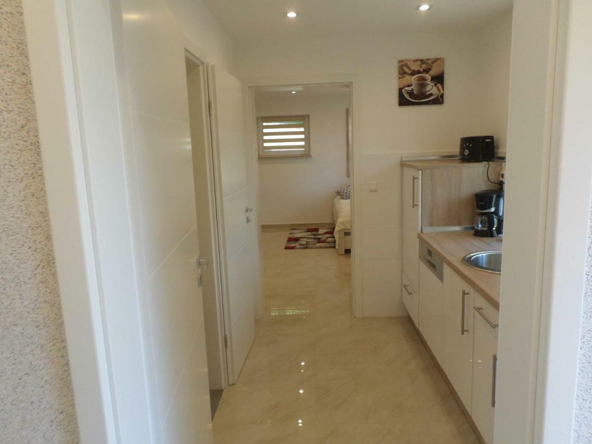 1 Zi. Apartment Naehe Flughafen/Messe Stuttgart 24H Waldenbuch Luaran gambar